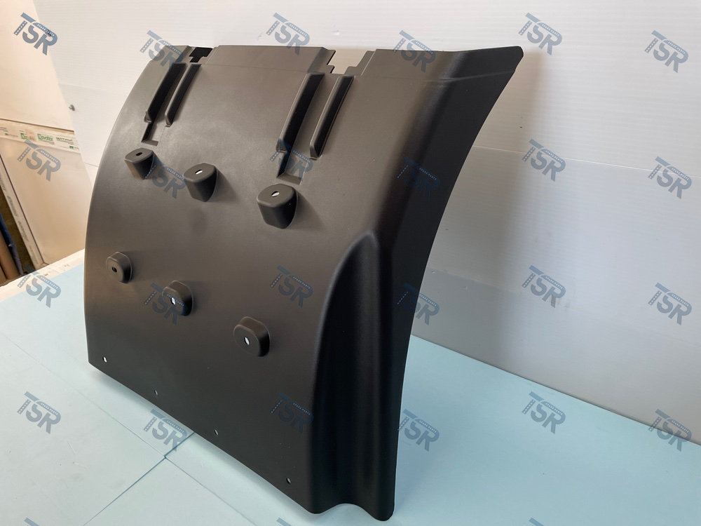 Крыло заднее, передняя часть правоезадняя часть левое (черное)