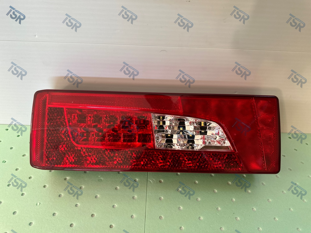 Фонарь задний LED левый