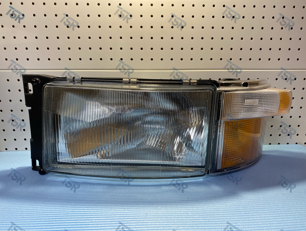 Фара головного света левая