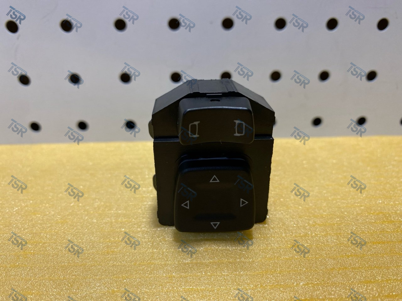 Переключатель регулировки зеркала