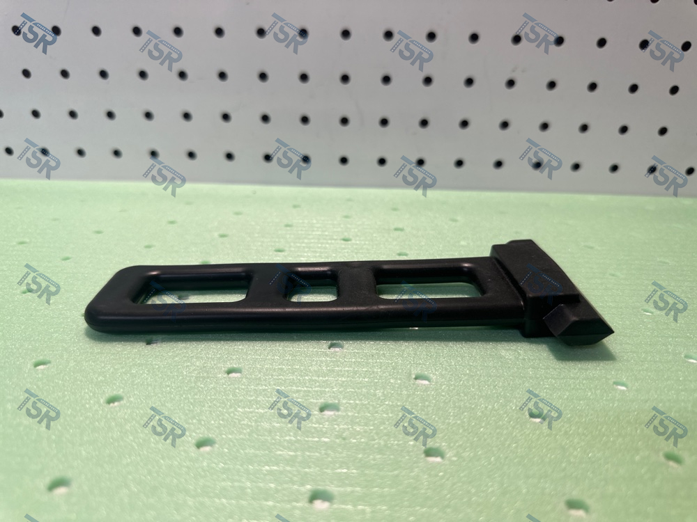 Застёжка крыла