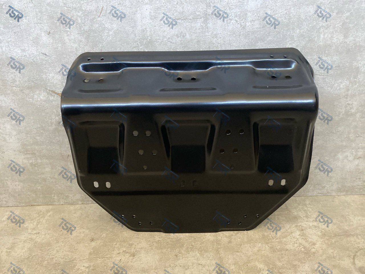 Накладка кронштейна заднего крыла