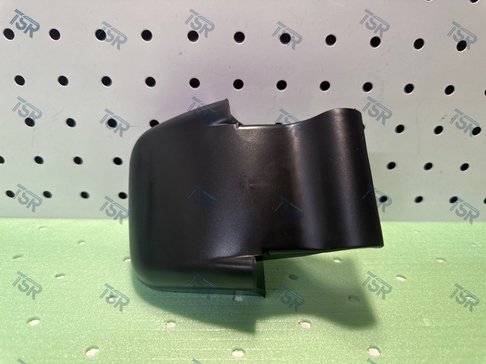 Крышка петли двери правая