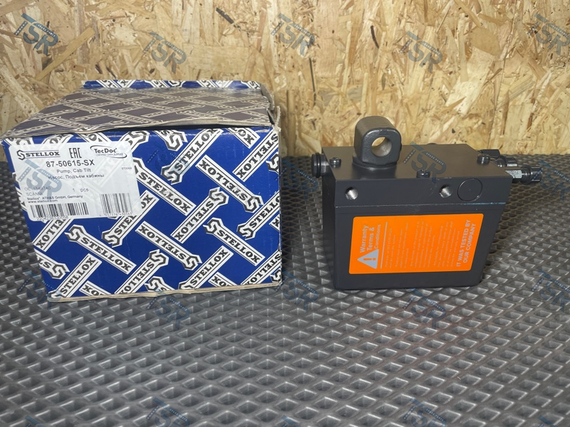 Насос подъема кабины