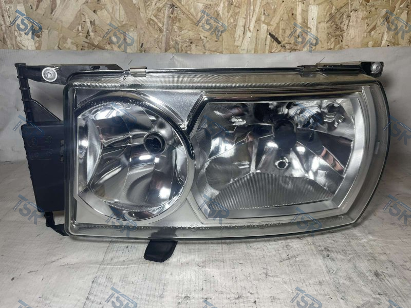 Фара ксеноновая