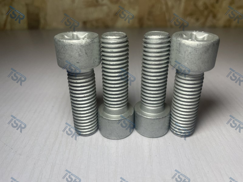 Болт карданного вала