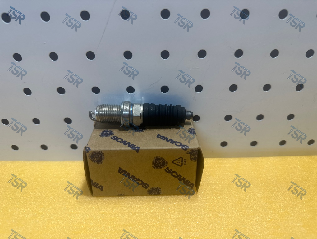 Свеча зажигания