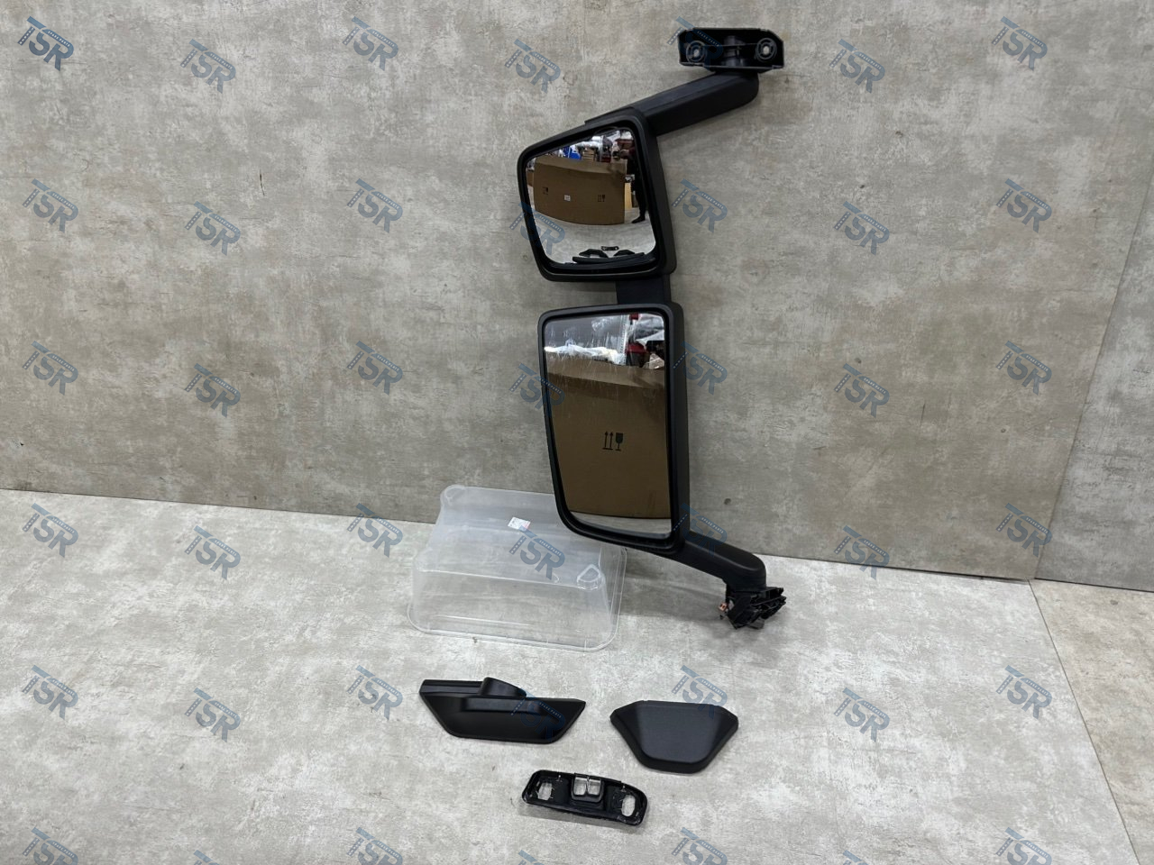 Зеркало заднего вида левое