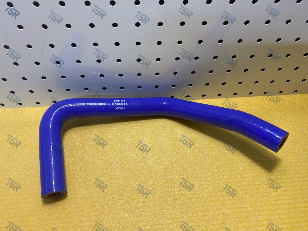 Патрубок системы охлаждения