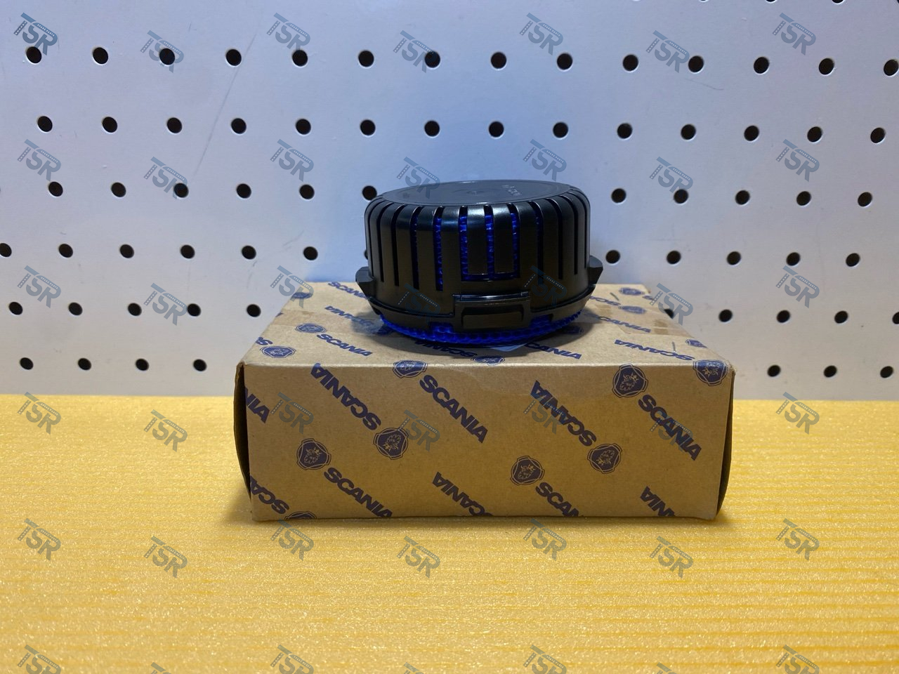 Нижняя часть клапана вентиляции