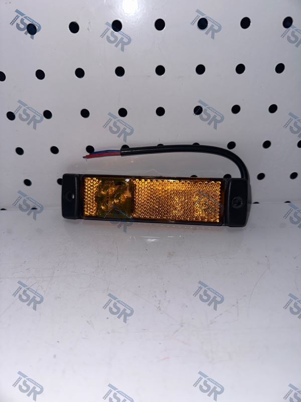 Фонарь боковой габаритный