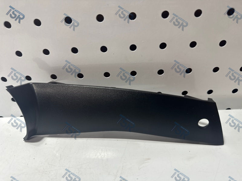 Крышка верхнего кронштейна зеркала левая