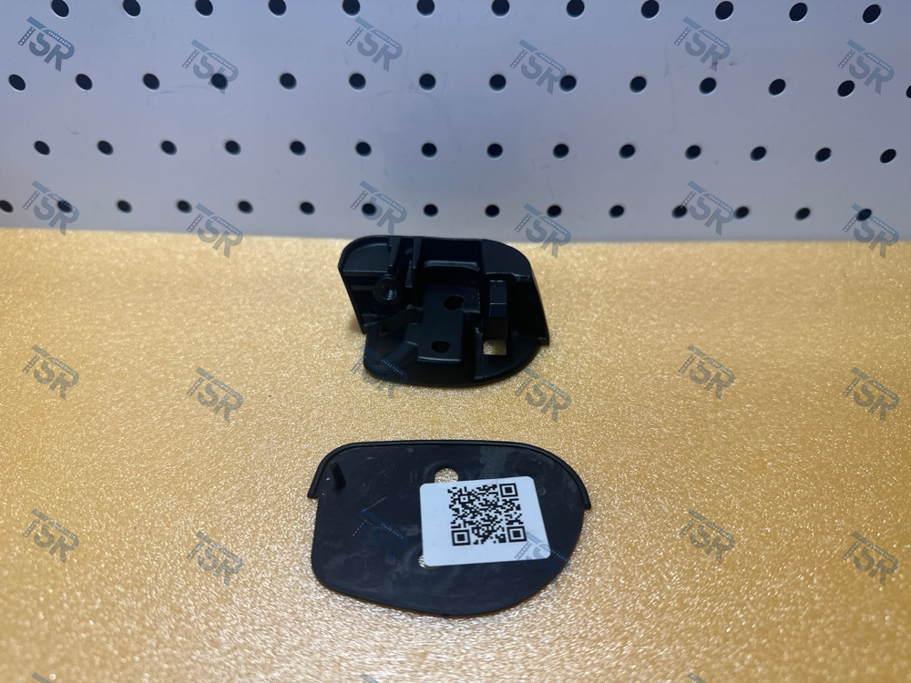 Кронштейн зеркала