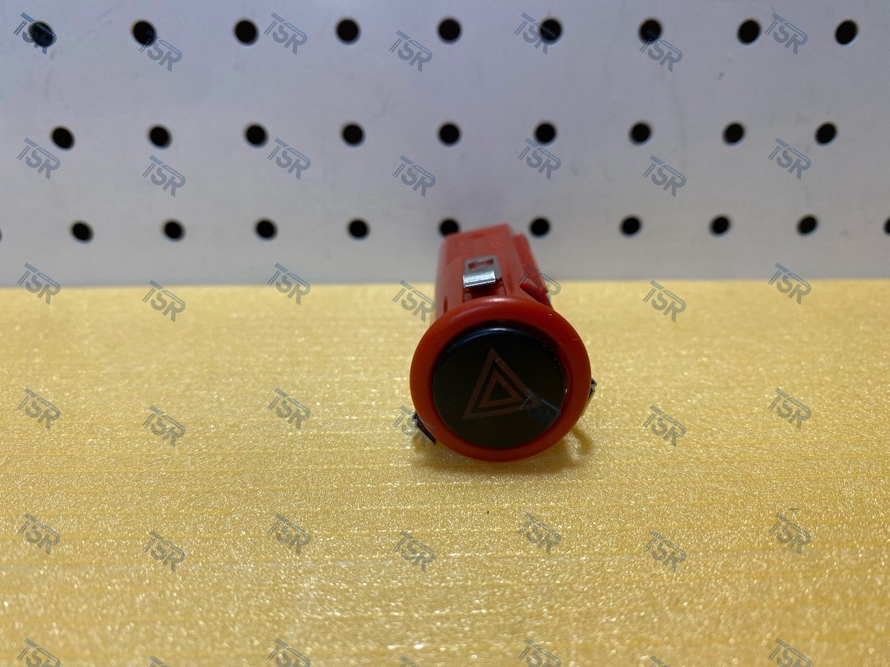 Кнопка аварийной сигнализации