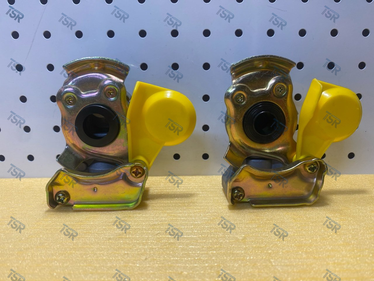 Комплект соединительных головок M22x1.5 (с клапаном)