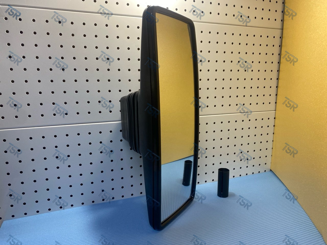 Зеркало основное