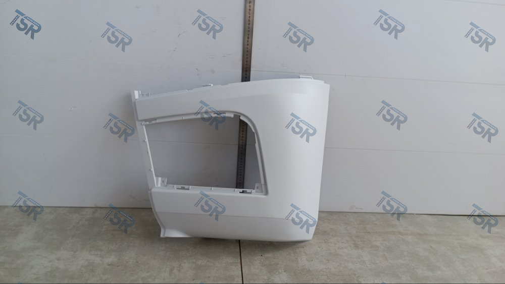 Угол бампера левый