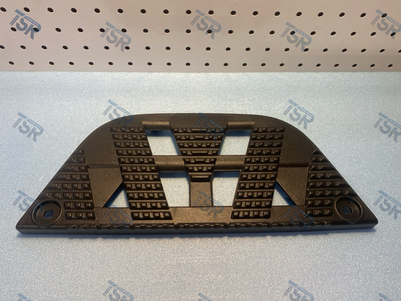 Накладка корпуса подножки