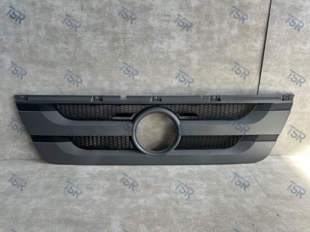 Капот в сборе