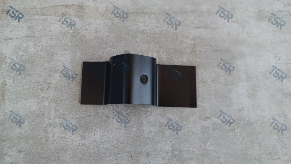 Кронштейн крепления заднего крыла