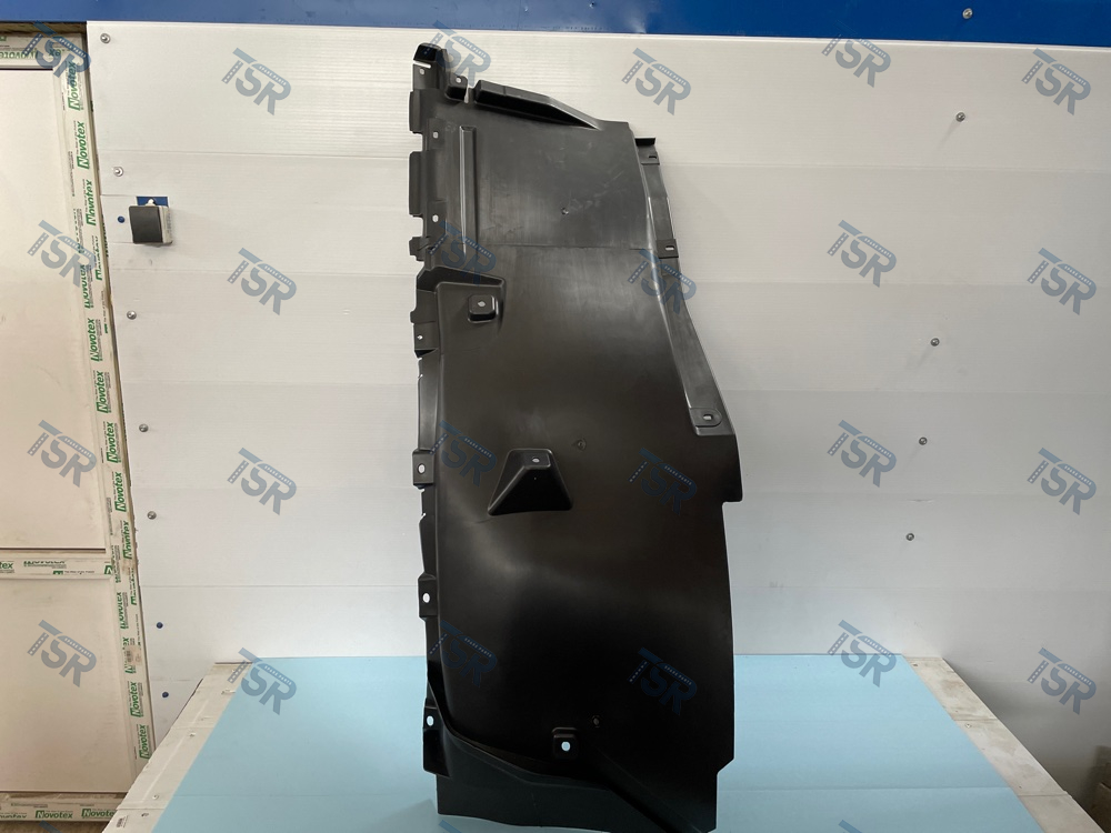 Крыло переднее внутреннее, правое