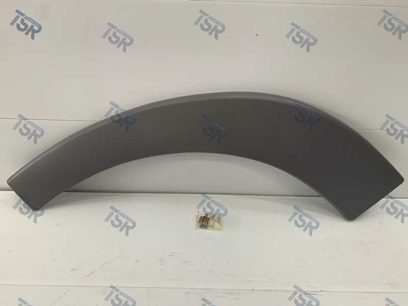 Накладка корпуса ступеней, левая MB Actros MP2 (широкая)