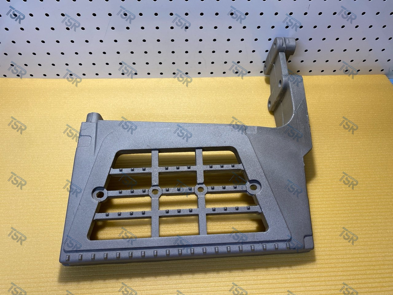 Кронштейн подножки