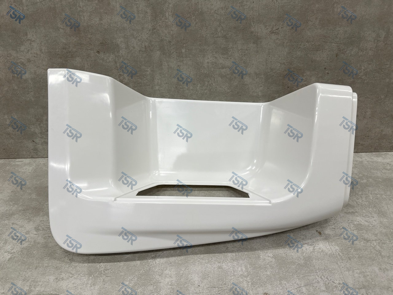 Корпус подножки правый