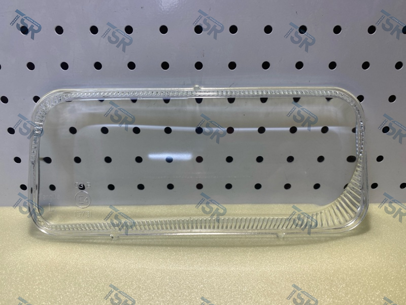 Стекло противотуманной фары левое