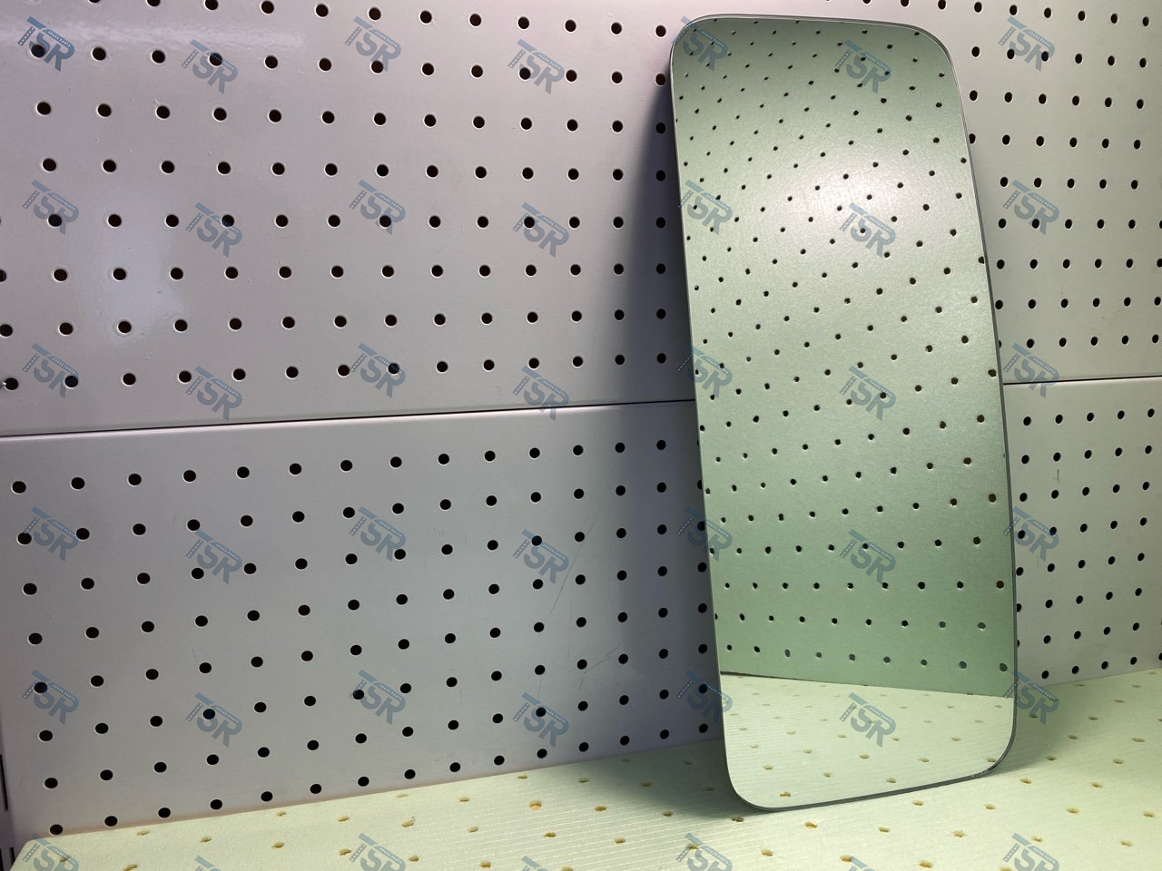 Cтекло зеркала с подогревом