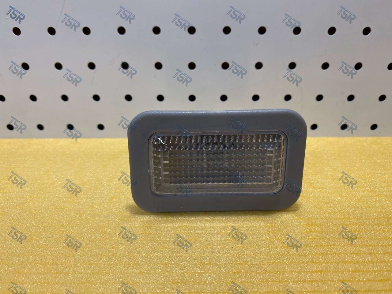 Фонарь габаритный