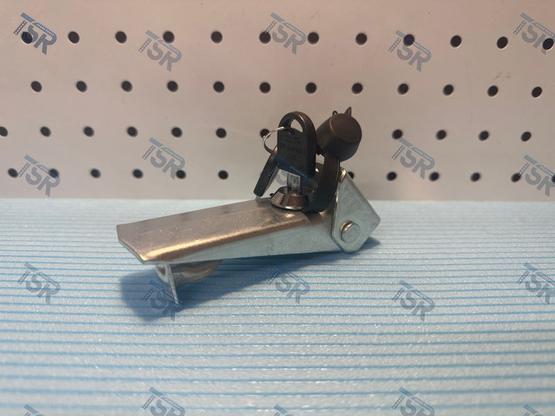 Замок крепления АКБ с ключами