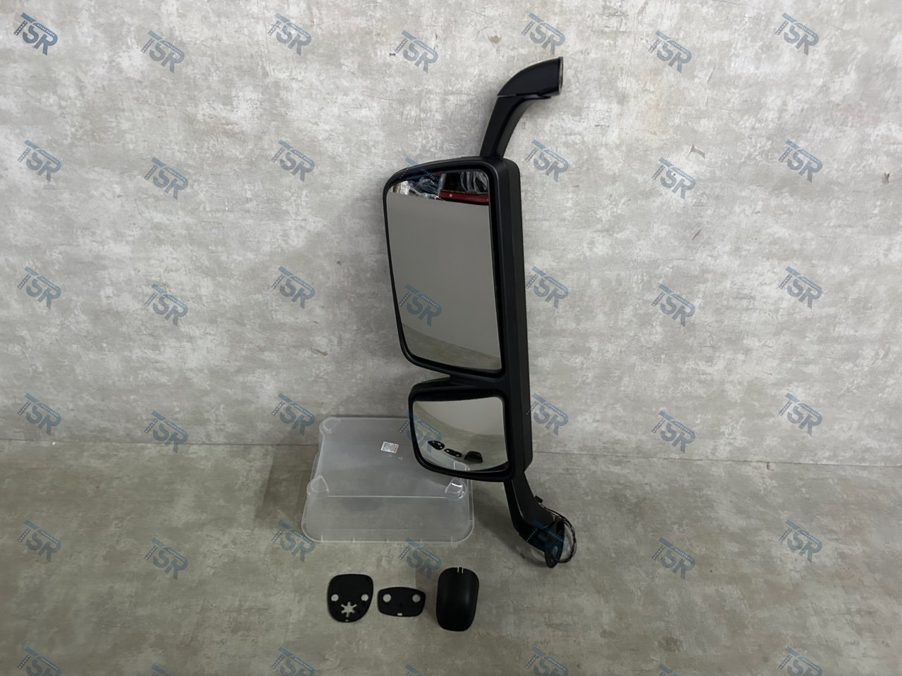 Зеркало левое с электроприводом и подогревом