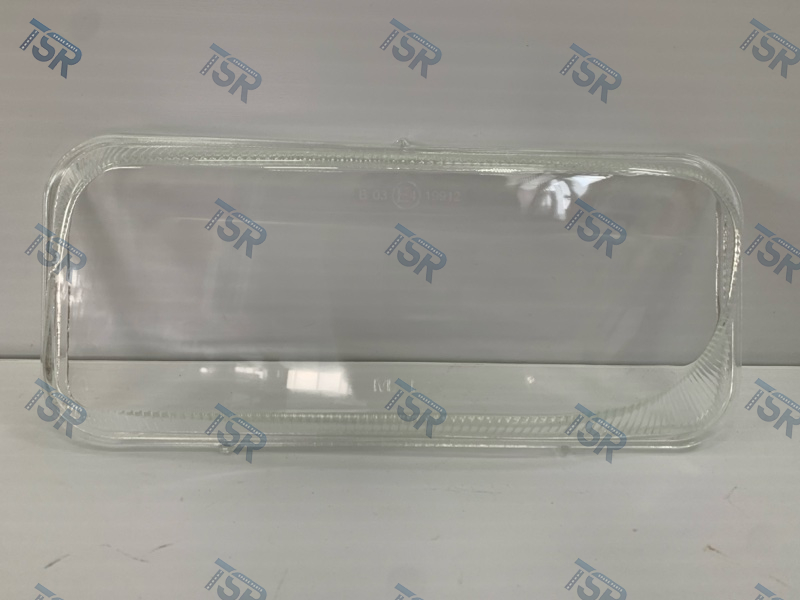 Стекло противотуманной фары левое