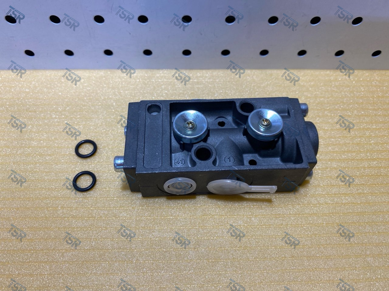 Электромагнитный клапан КПП