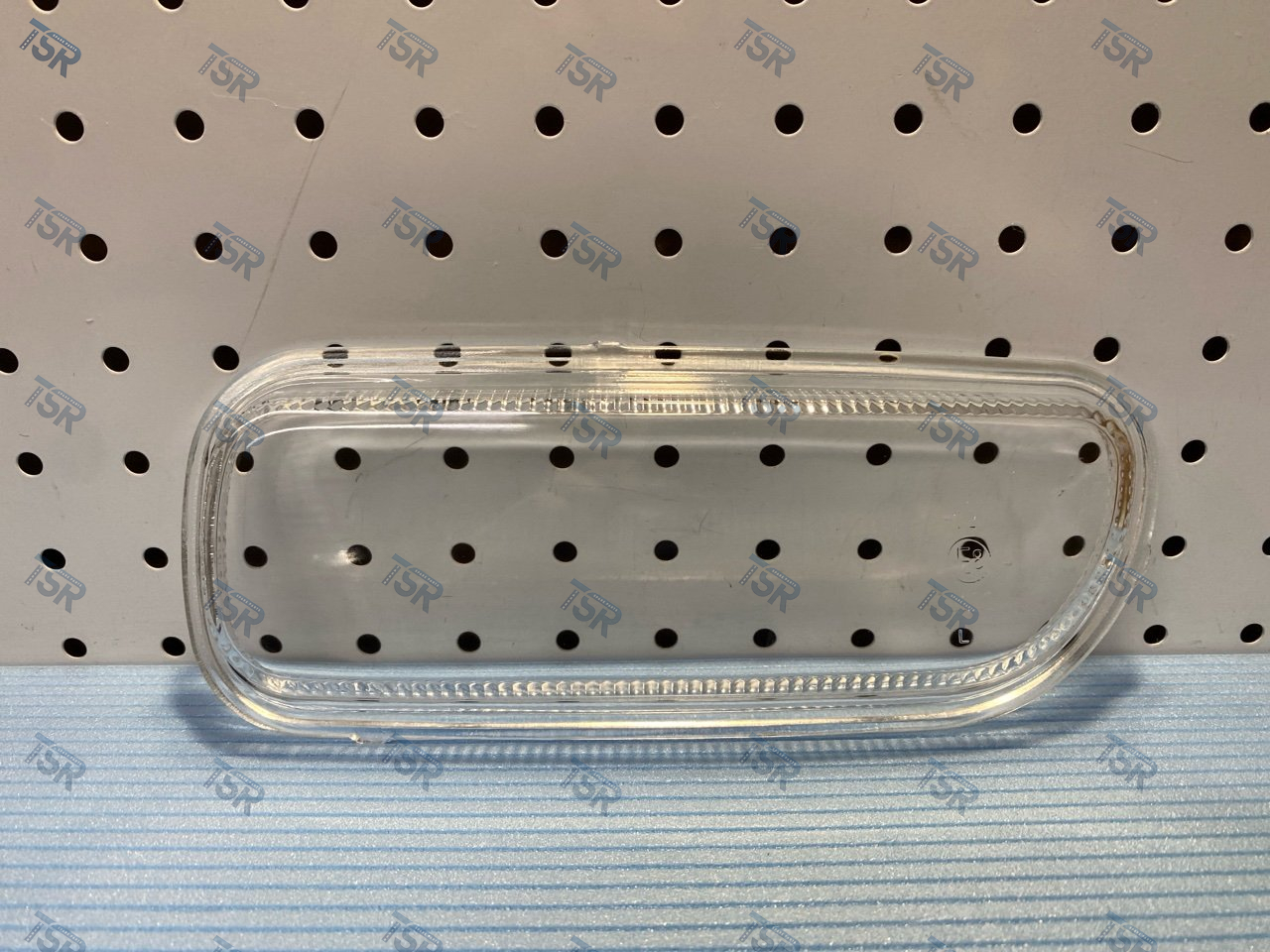 Стекло фары противотуманной левое