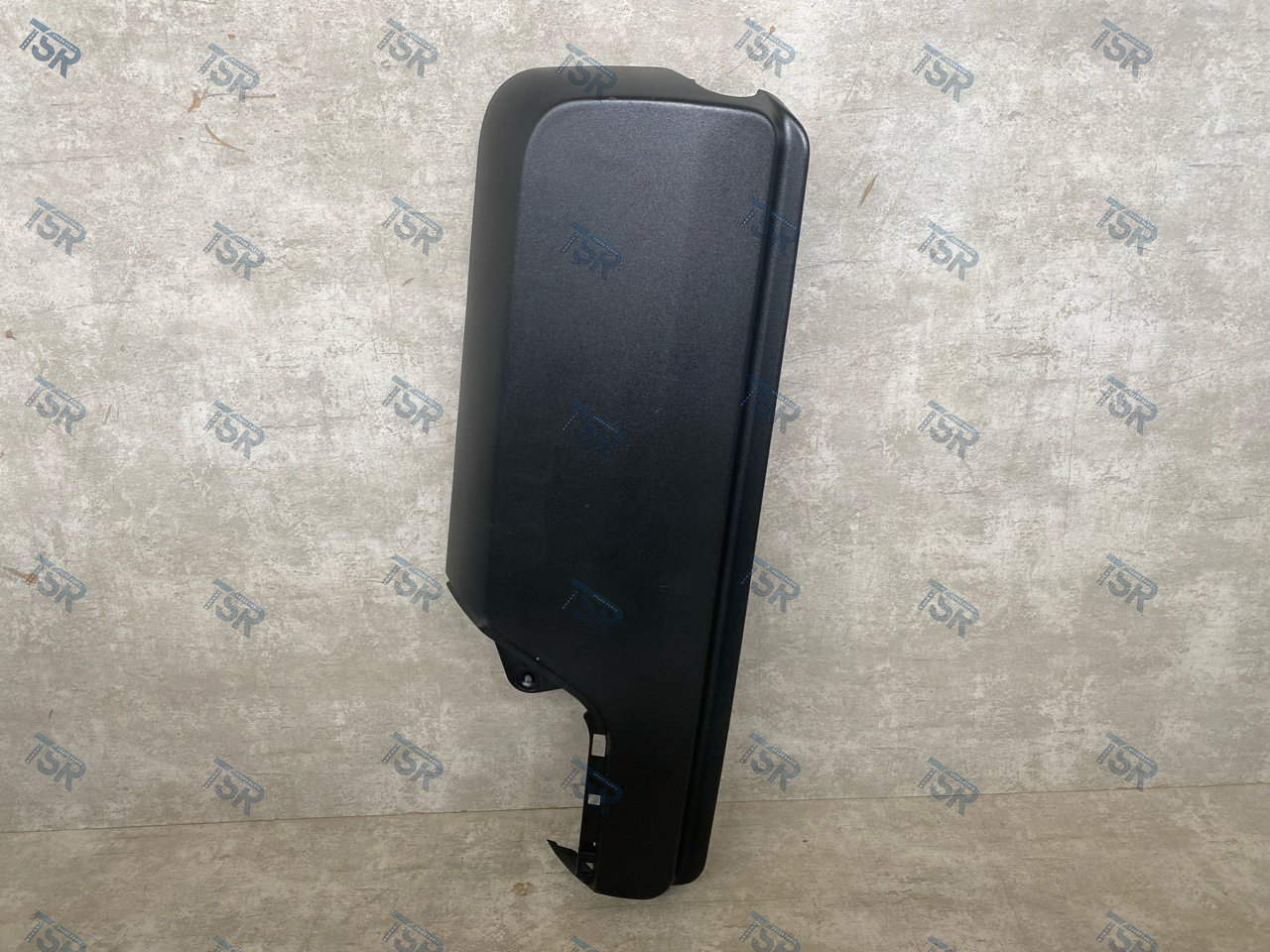 Крышка зеркала правая