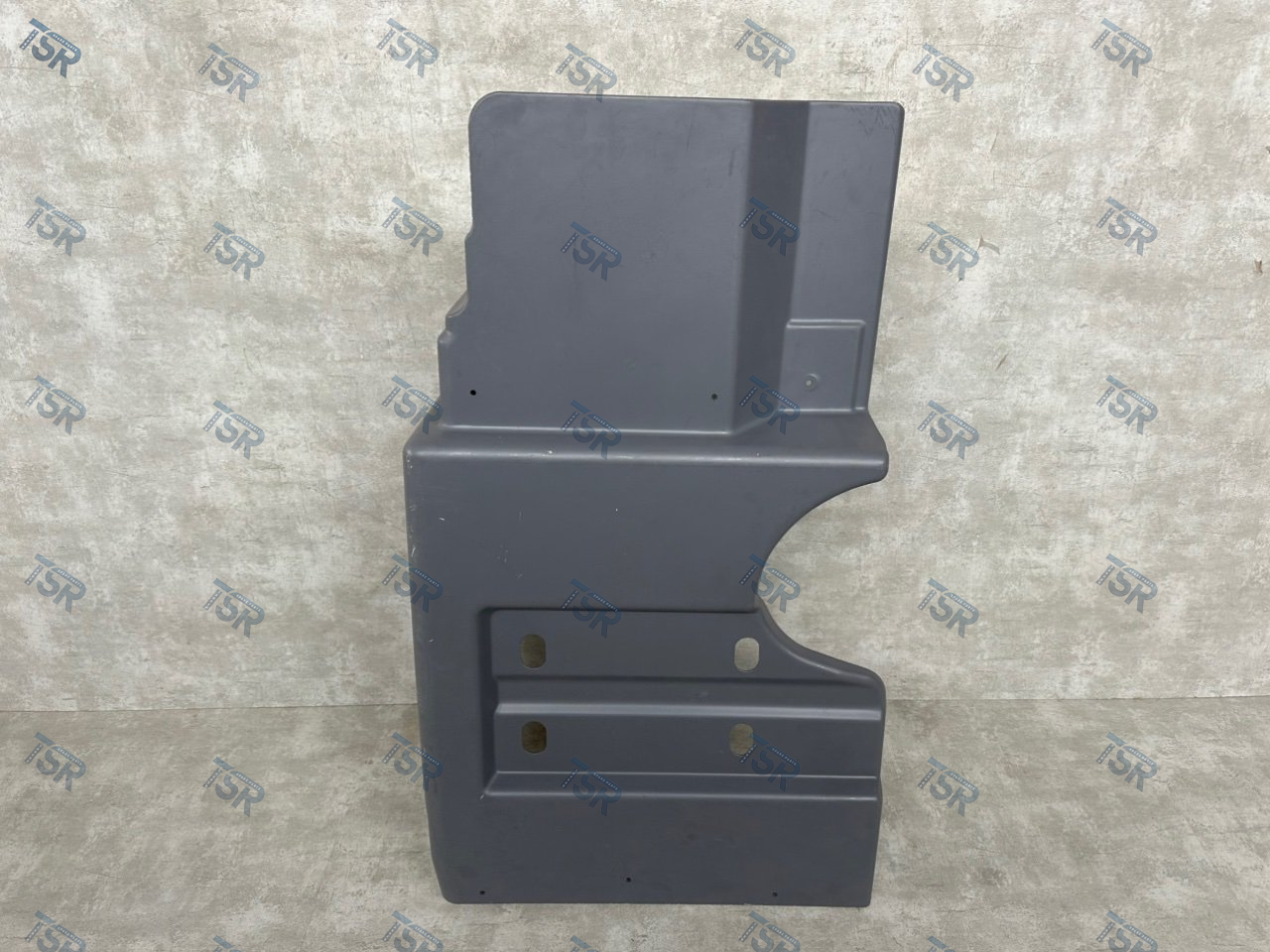 Крыло переднее, задняя часть