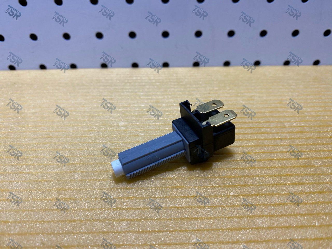 Датчик педали тормоза