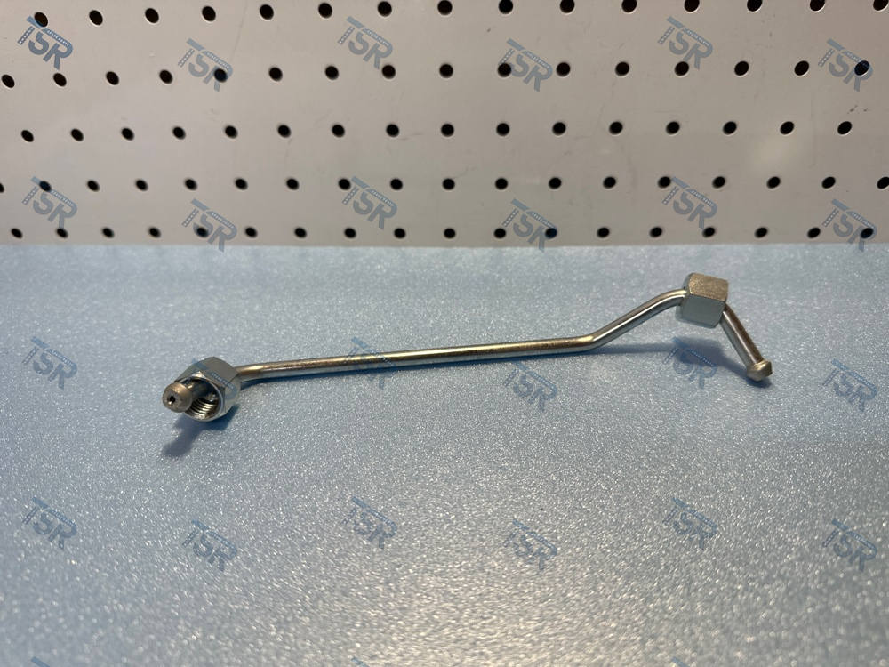 Трубка топливная