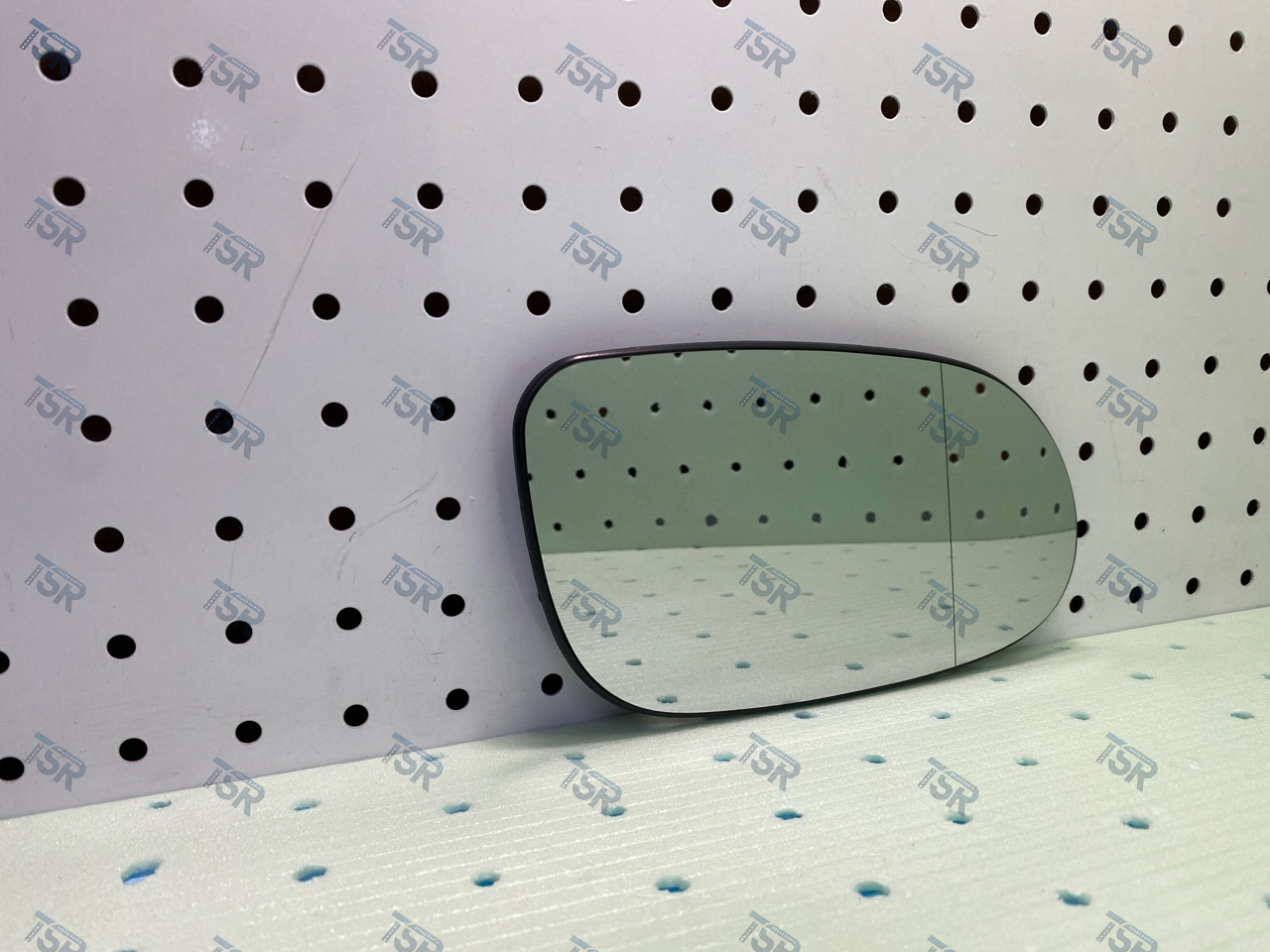 Стекло зеркала с подогревом