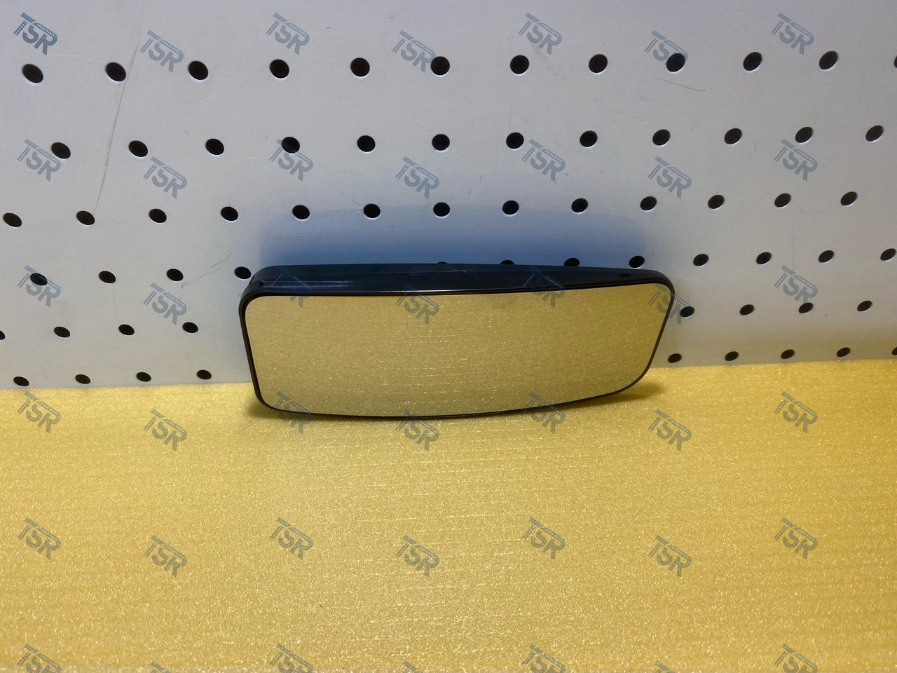 Стекло зеркала правого нижнего без обогрева