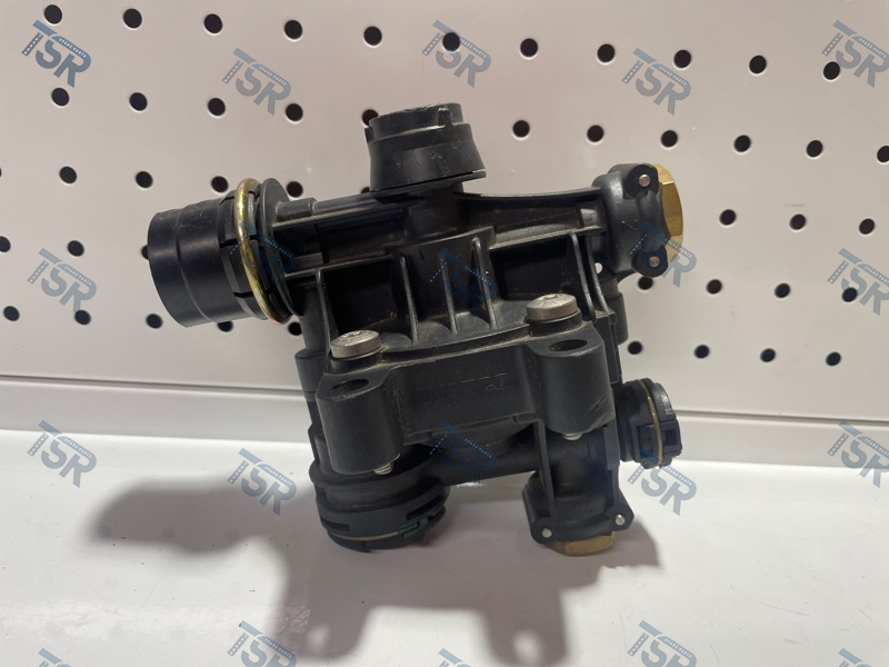 Клапан пневматический