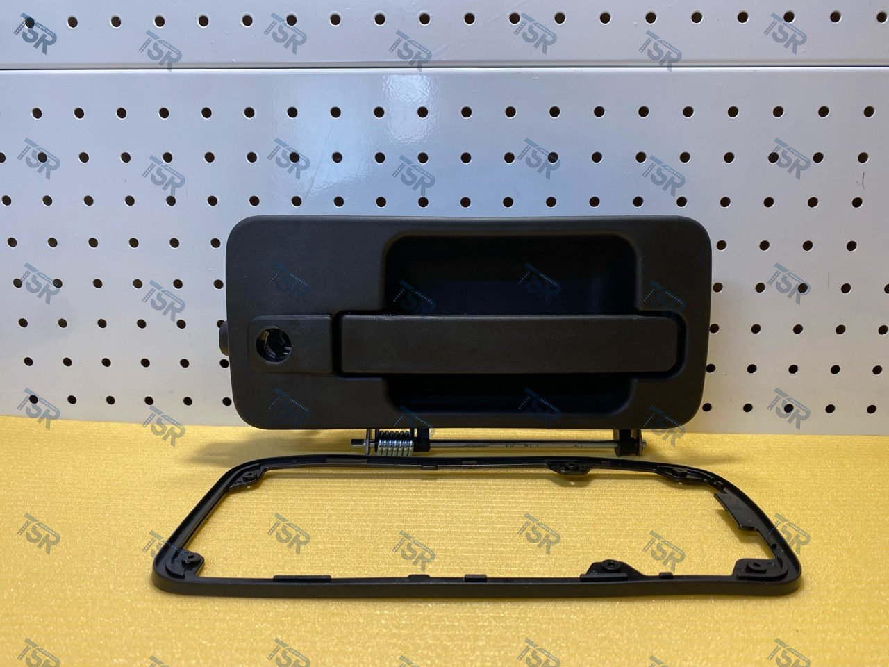 Ручка двери правая