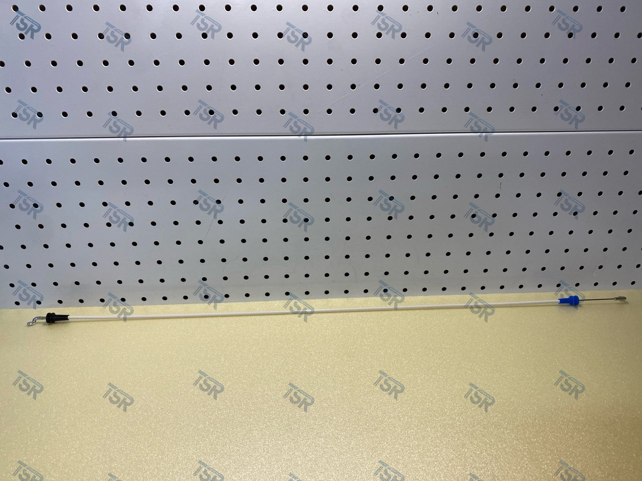 Трос замка двери