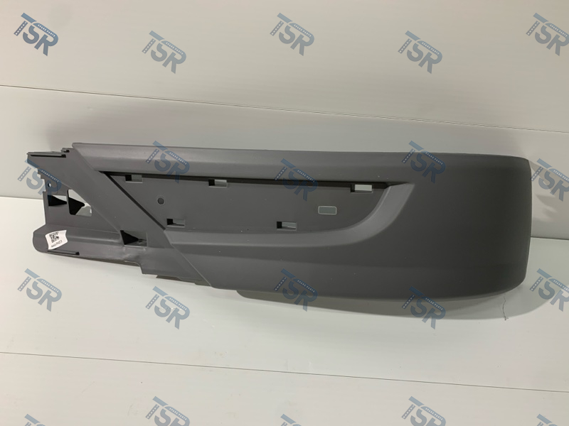 Спойлер переднего бампера левый (юбка бампера)
