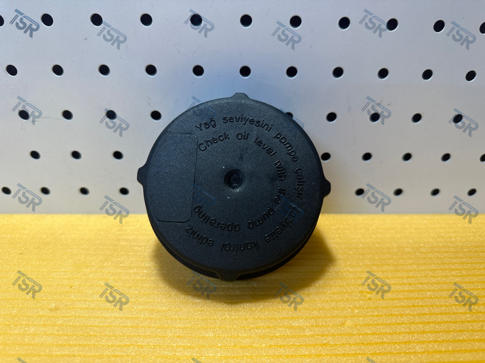 Крышка бачка гидроусилителя