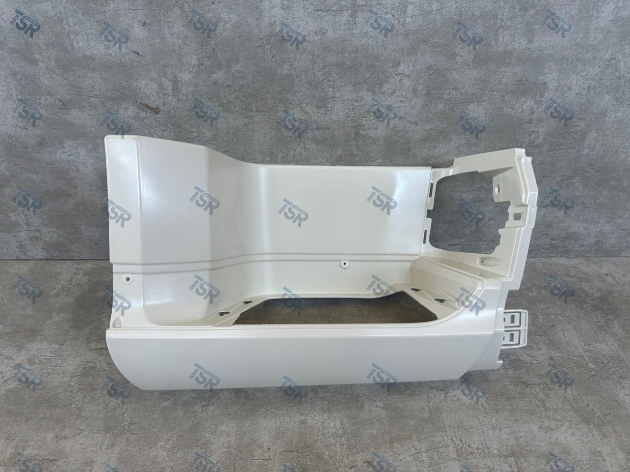 Подножка нижняя правая