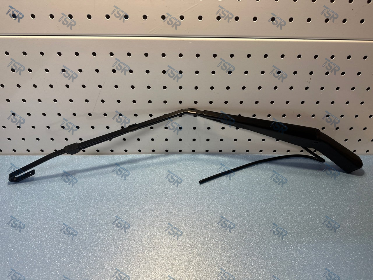 Рычаг стеклоочистителя