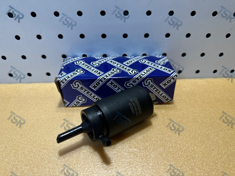 Насос стеклоочистителя